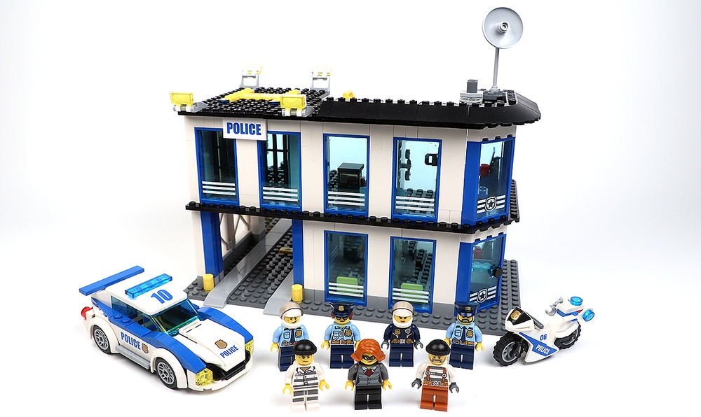 lego city police police station 60141