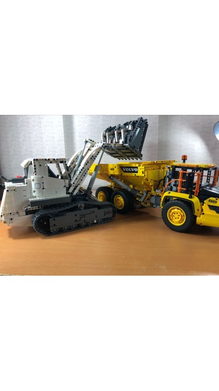 LEGO MOC Liebherr LR 626 front shovel by Building with bricks Rebrickable Build with LEGO