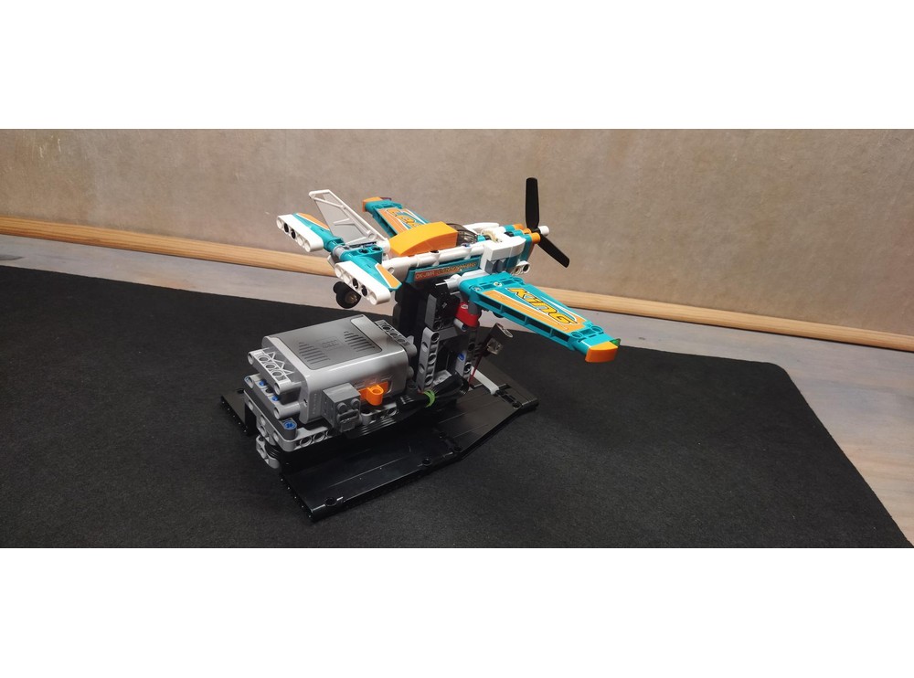 LEGO MOC Support for lego technic plane 42117 by Dodus builders ...