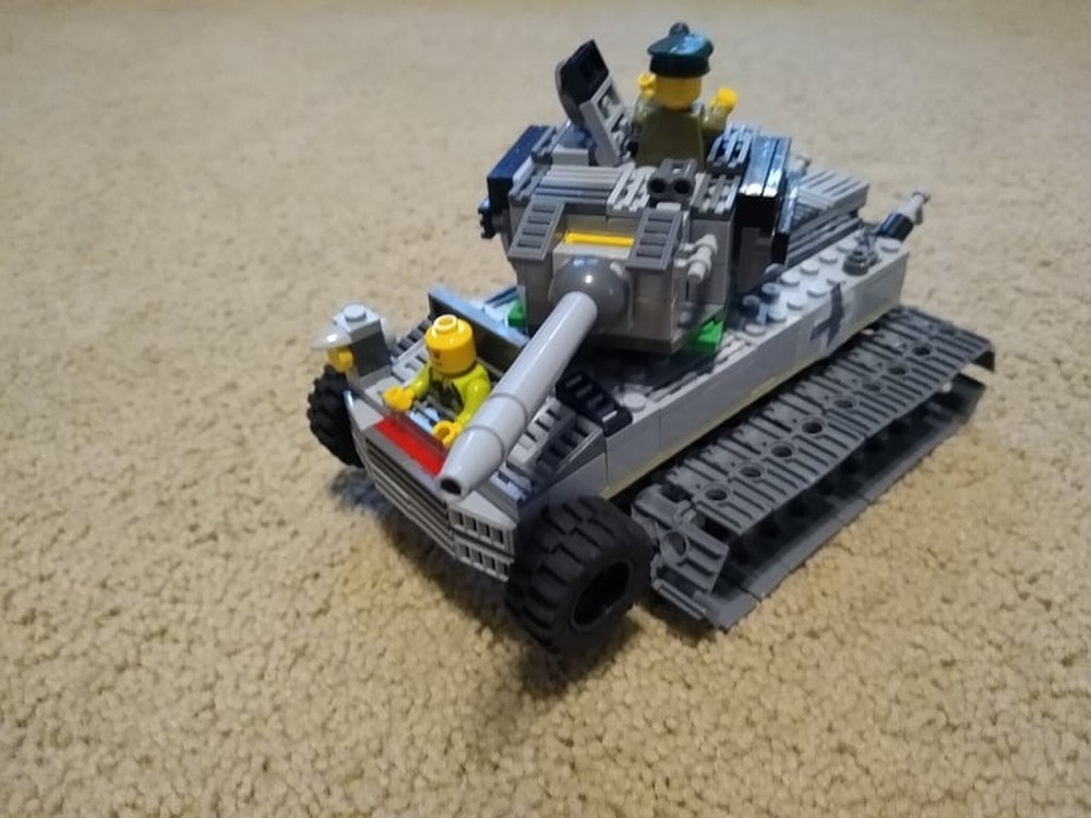 LEGO MOC Tiger 1 Tank by lewis695 Rebrickable Build with LEGO