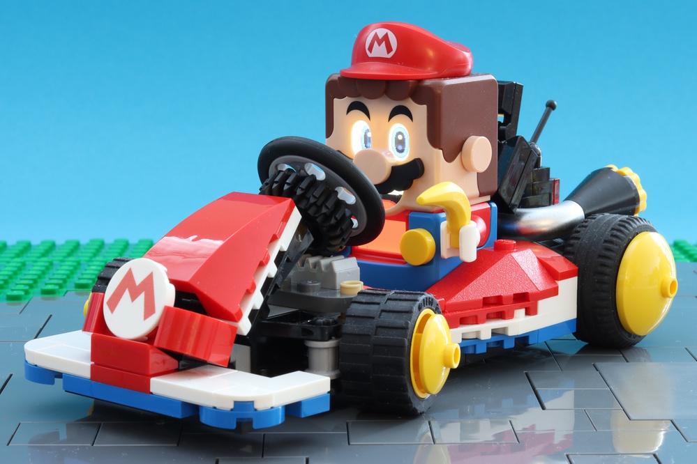 LEGO MOC Kart for Super Mario figure from set 71360 by williweb