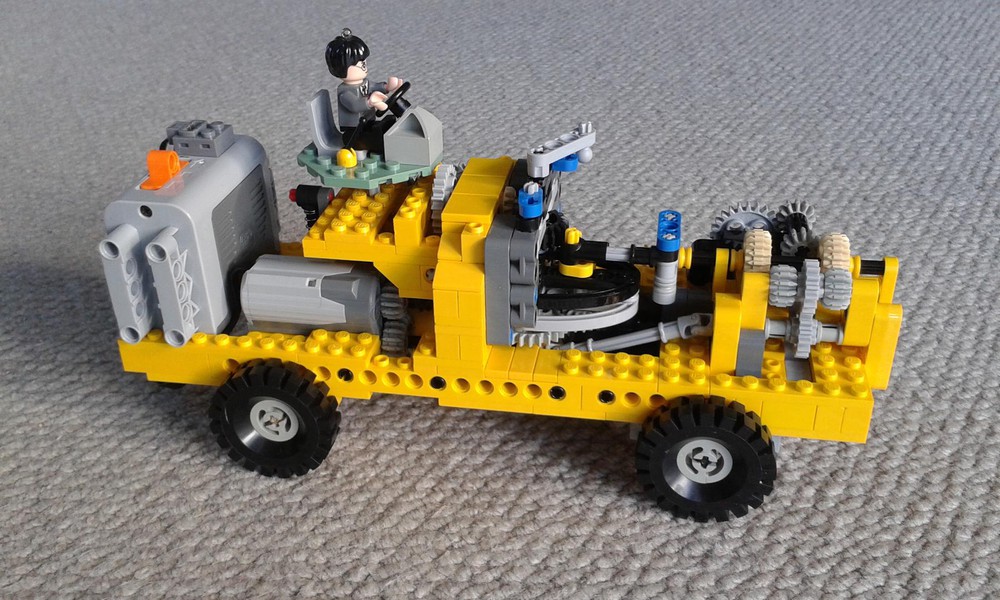 LEGO MOC Auto-reversing vehicle by geoffp7 | Rebrickable - Build with LEGO