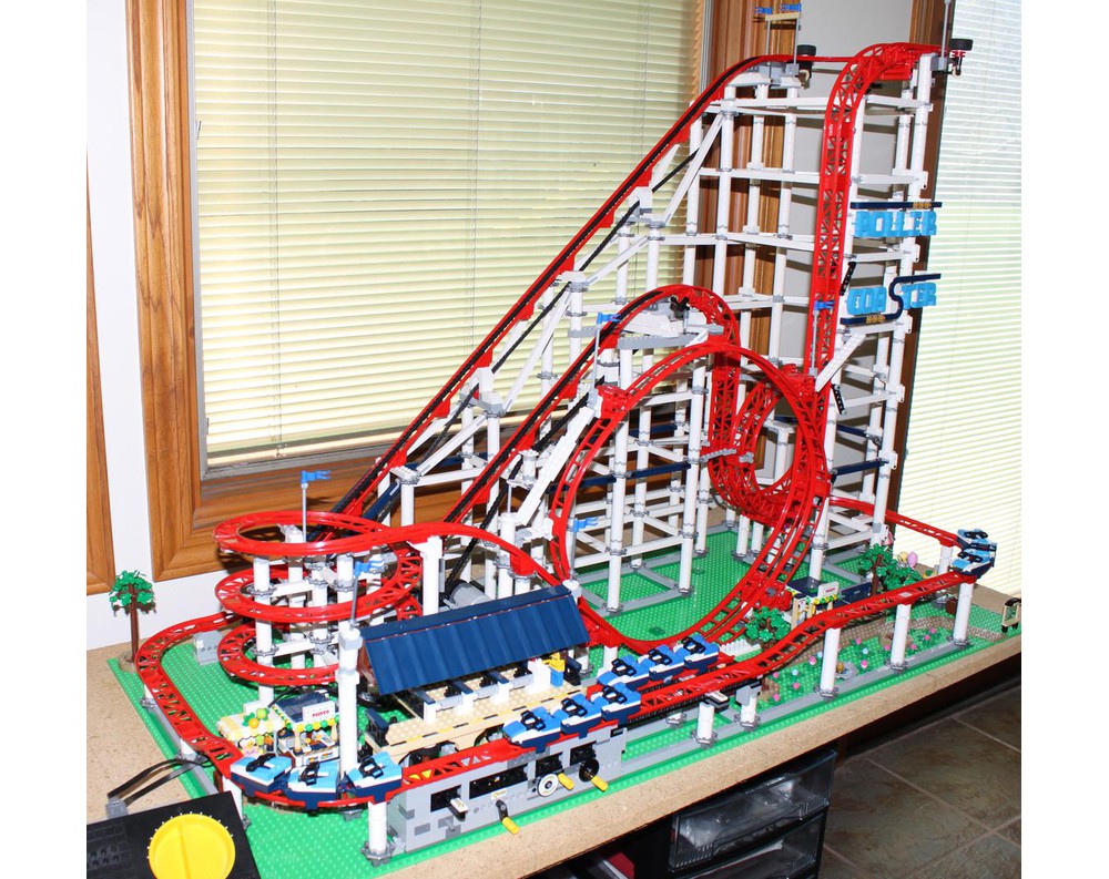 LEGO MOC UPDATED - Roller Coaster 10261 Modifications by 1963maniac ...