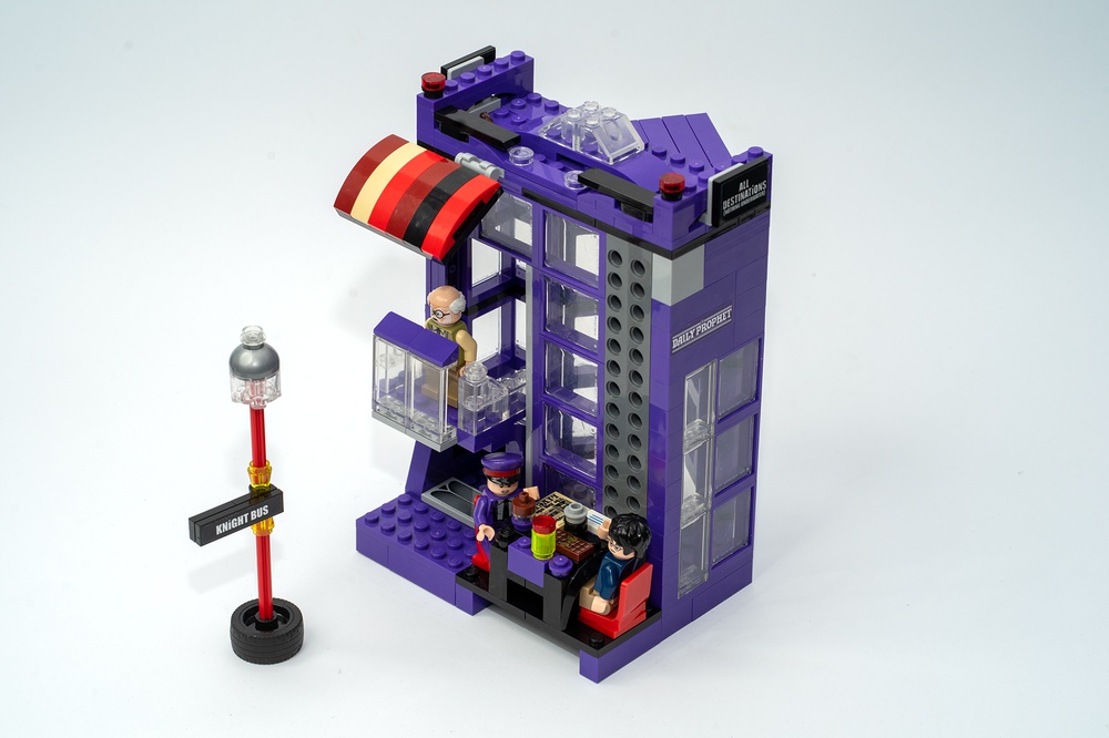 sorg Krage Perle LEGO MOC Knight Bus Cafe by ukaszzz | Rebrickable - Build with LEGO