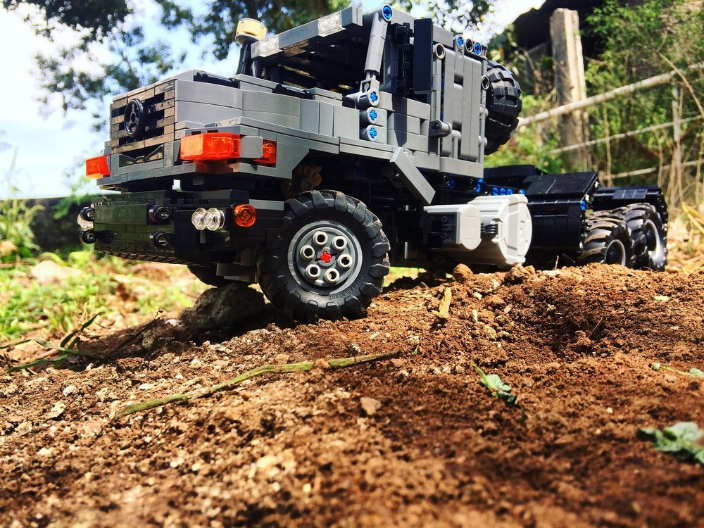 LEGO MOC Mercedes-benz Zetros 3643 6X6 full rc by O.L.A_Tech