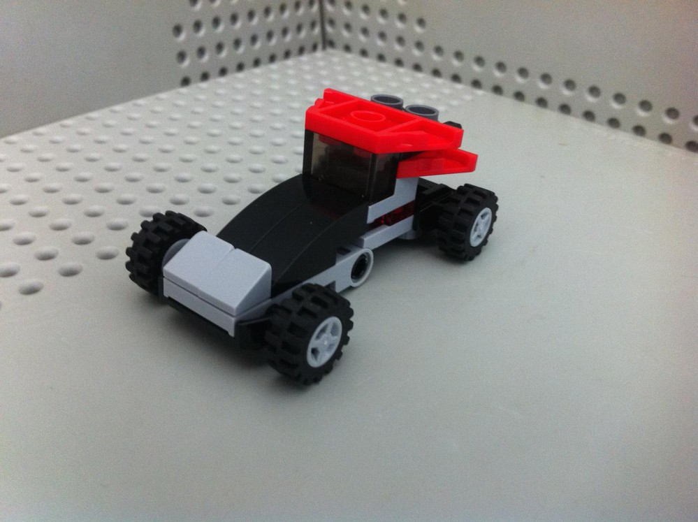 LEGO MOC 31033 Compact Car by TheLegoBros | Rebrickable - Build with LEGO