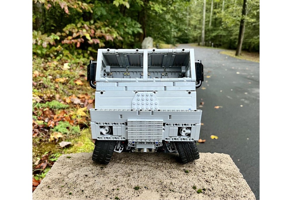 LEGO MOC RC Tatra 815-7 8x8 by saulquinn | Rebrickable - Build with LEGO