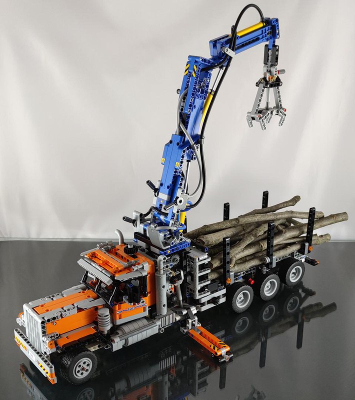 LEGO MOC Self Loading Log Truck 42128 Alternative model by Dyens Creations | Rebrickable - Build LEGO