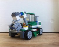 31056 Minifigure Scale Digger
