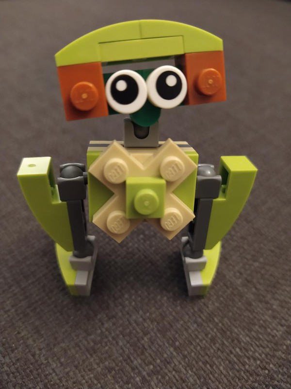 LEGO MOC B1 Battle Droid by 2bricksofficial