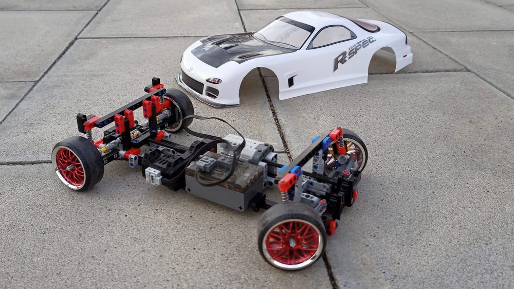 Lego Moc Rc Awd Mazda Rx7 Drift By Adrià Blancafort | Rebrickable - Build  With Lego