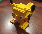 LEGO MOC Pokemon Red and Blue - Pidgey Sprite by LMHBricks