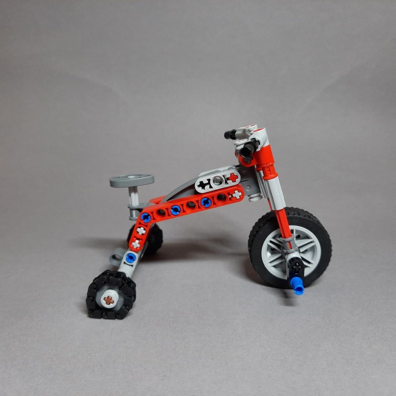 LEGO MOC-99107 42132 Tricycle by ilyabuilder724 | Rebrickable - Build ...