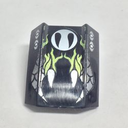 Slope Curved 2 x 2 with Lip, No Studs with Snake Fangs Print (Snake) - Set 4577