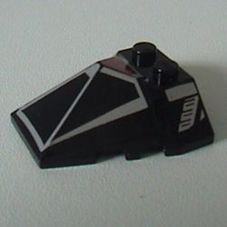 Wedge Sloped 4 x 4 Pyramid Center with Red / Silver Print