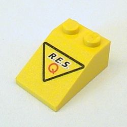 Slope 33° 3 x 2 with 'R.E.S. Q' and Black Triangle Print (Res-Q)