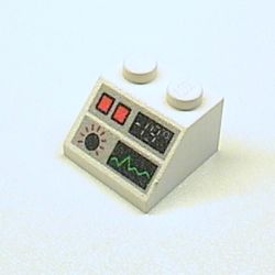 Slope 45° 2 x 2 with Heart Monitor, Red Buttons, and -19 Print