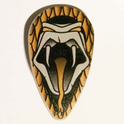 Shield Ovoid with Open Mouth Snake Print