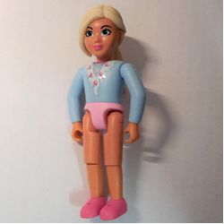 Belville Figure Fixed Elbows, Child, Female, Light Yellow Hair, Light Blue Top, Silver Horseshoe Necklace, Dark Pink Shoes