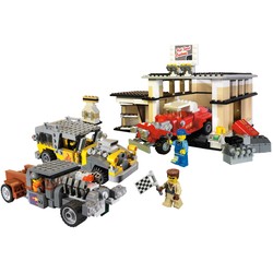 Custom Car Garage, zdjęcie 1