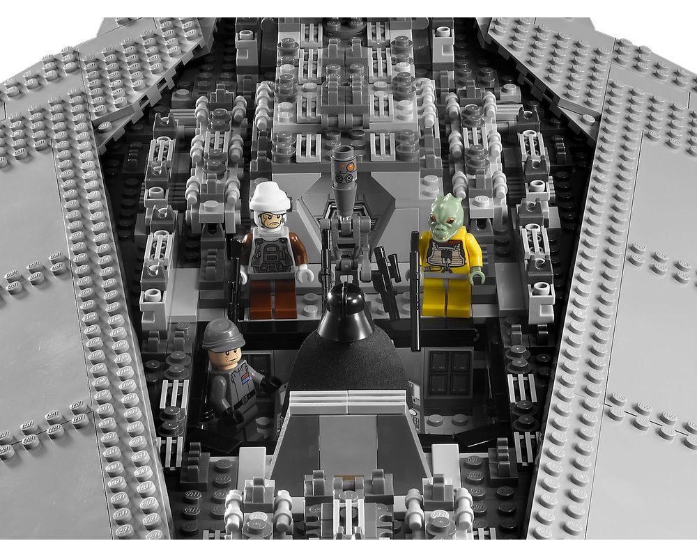 LEGO Set 10221-1 Super Destroyer (2011 Star Wars > Ultimate Collector Series) | - Build LEGO