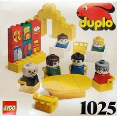Figures and Furniture (set 1025-1)