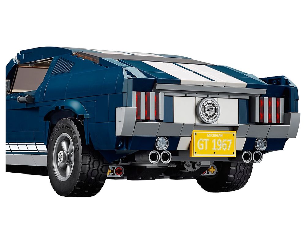 Guy Builds Awesome Lego 2020 Shelby GT500 From Official '67 Mustang Set