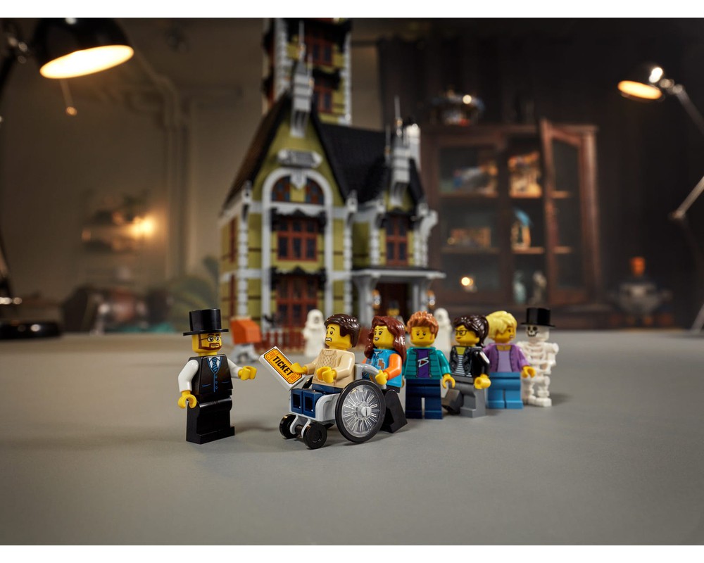 LEGO Set 10273-1 Haunted House (2020 Icons) | Rebrickable - Build