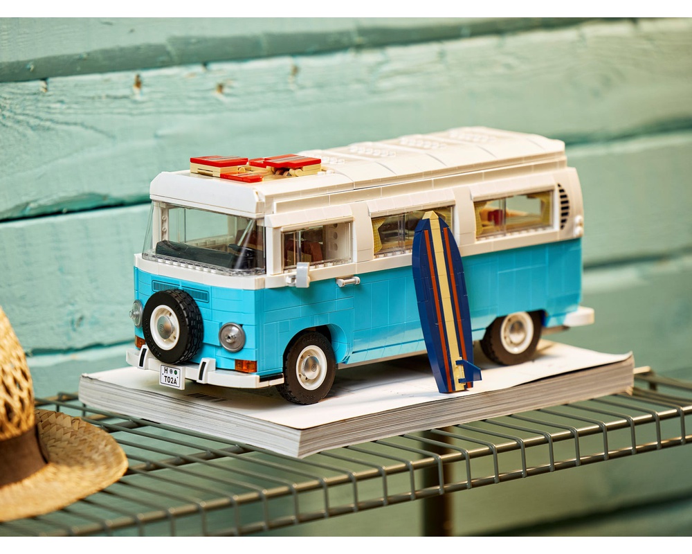 Wall Mount for LEGO® Creator 10279 Volkswagen T2 Camper Van – HOX3D