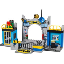 Batman: Defend the Batcave, zdjęcie 1