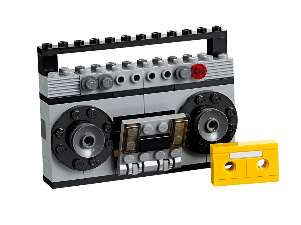 LEGO Set 107021s3 Boombox (2016 Classic) Rebrickable Build with LEGO
