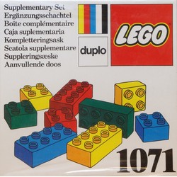 Bricks 2 x 2 and 2 x 4