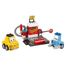 Guido and Luigi's Pit Stop (set 10732-1)