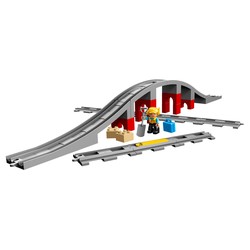 Train Bridge and Tracks, zdjęcie 1
