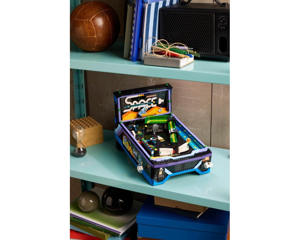 LEGO Set 11374-1 Arcade Pinball Machine (2026 Icons) | Rebrickable ...