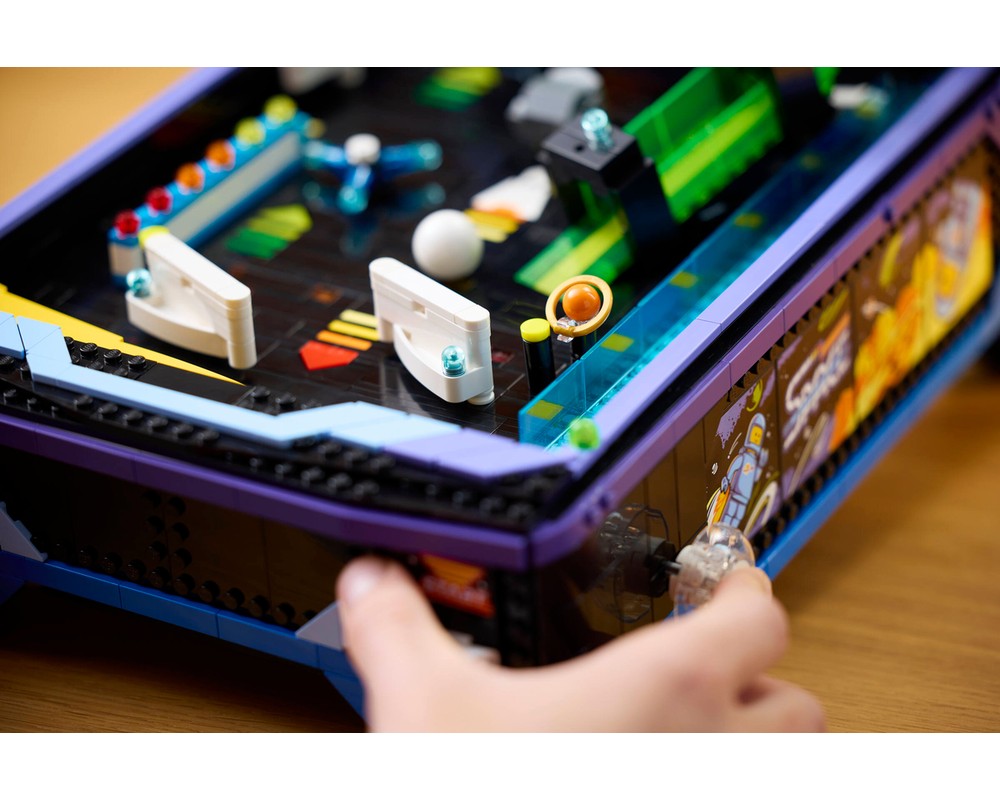 LEGO Set 11374-1 Arcade Pinball Machine (2026 Icons) | Rebrickable ...
