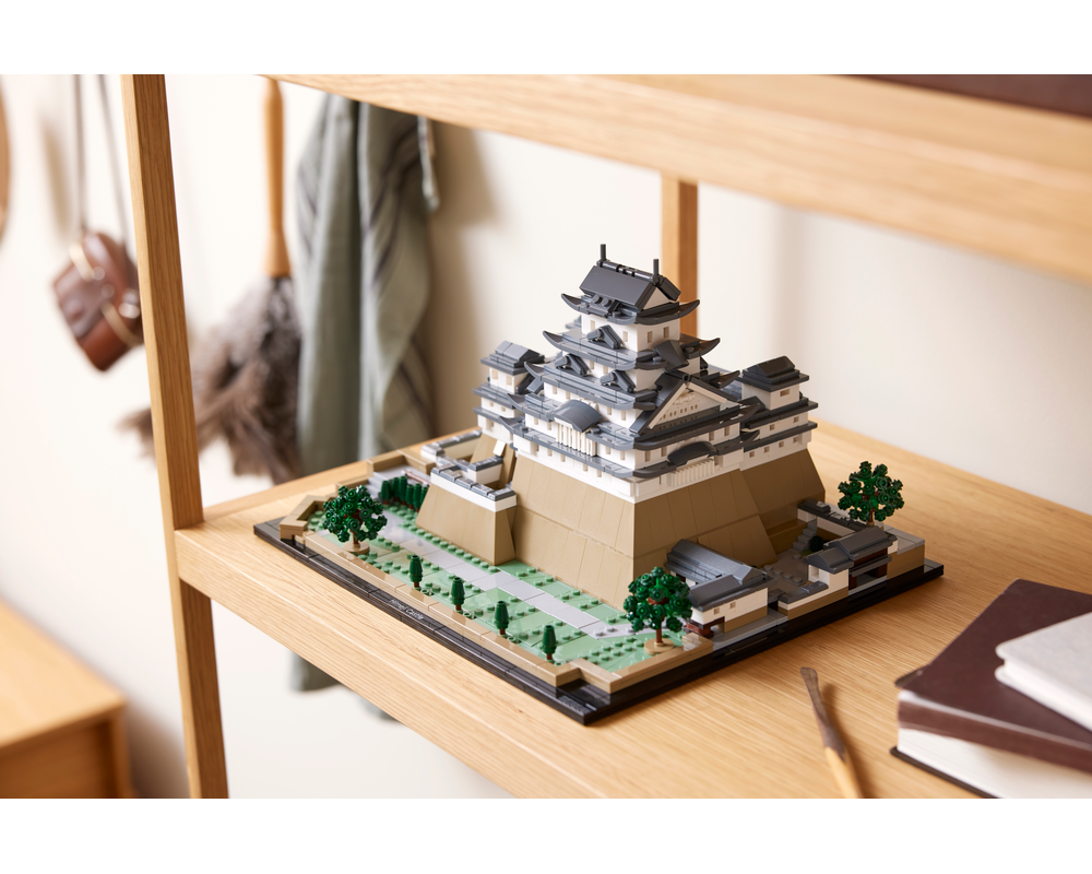 LEGO Set 21060-1 Himeji Castle (2023 Architecture)