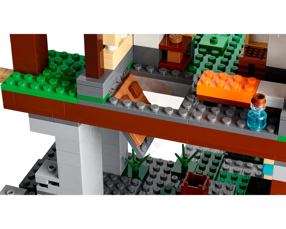 LEGO Set 21183-1 The Training Grounds (2022 Minecraft) | Rebrickable ...
