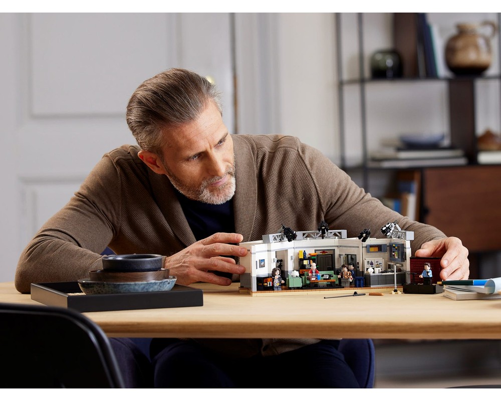 LEGO Set 213281 Seinfeld (2021 LEGO Ideas and CUUSOO) Rebrickable