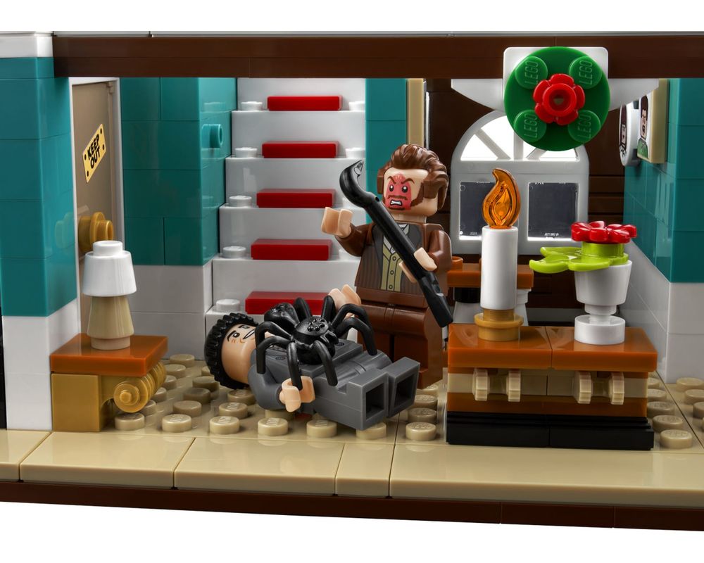LEGO Set 21330-1 Home Alone (2021 LEGO Ideas and CUUSOO 