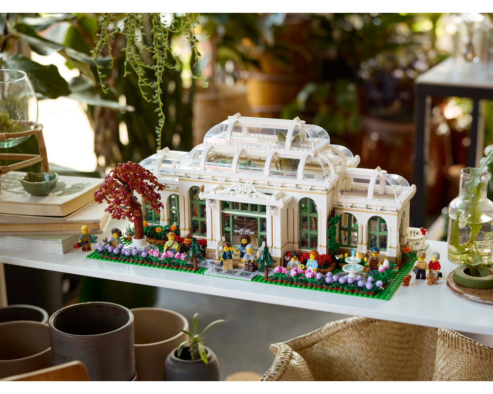 LEGO Set 21353-1 The Botanical Garden (2024 LEGO Ideas and CUUSOO ...