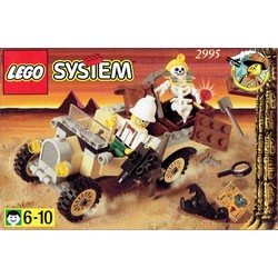 Adventurers Car & Skeleton