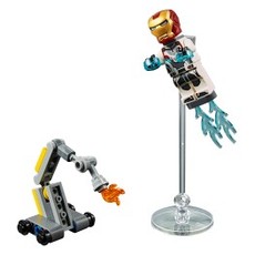 Iron Man and Dum-E (set 30452-1)