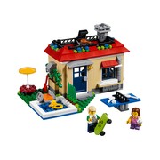 Modular Poolside Holiday