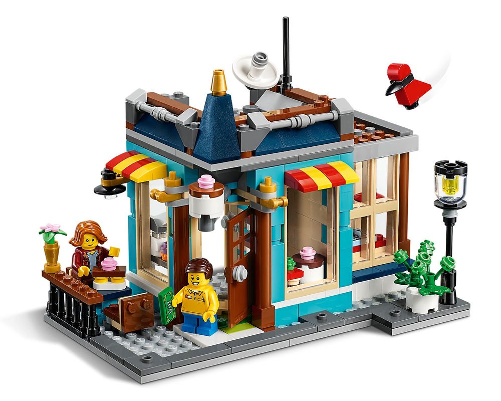LEGO Set 31105-1 Townhouse Toy Store (2020 Creator > Creator 3-in 