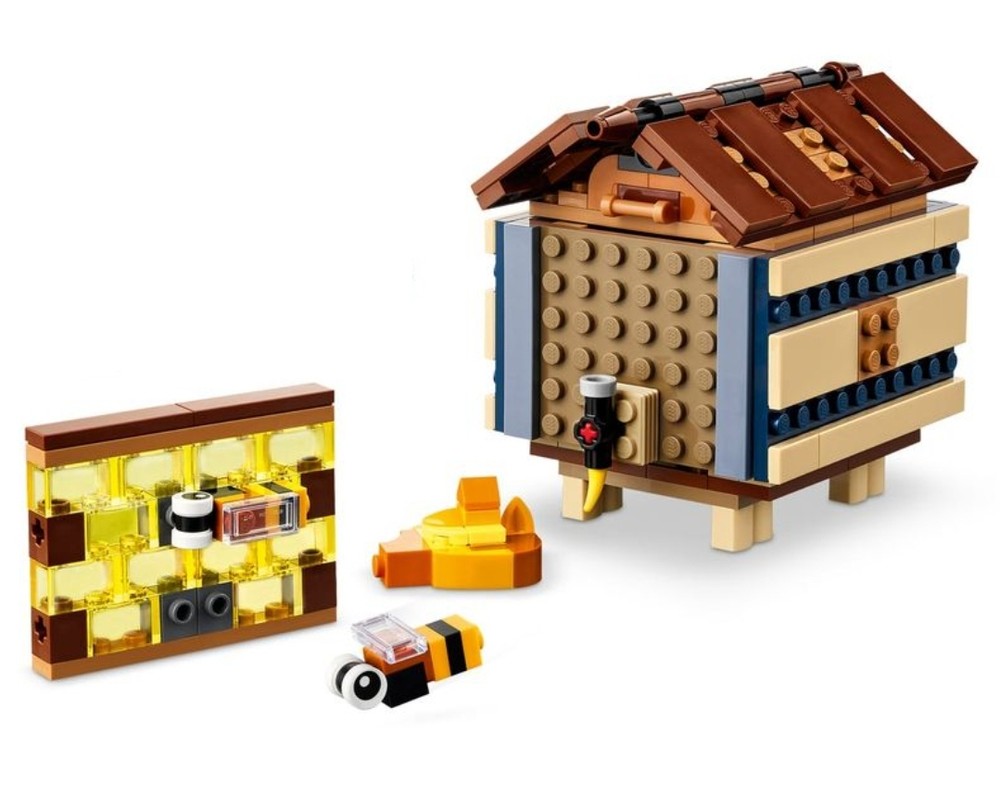 LEGO Set 31143-1-b1-s2 Beehive (2023 Creator > Creator 3-in-1 ...