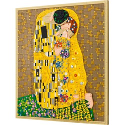 Gustav Klimt – The Kiss