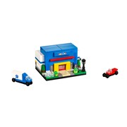 Bricktober Toys R Us Store