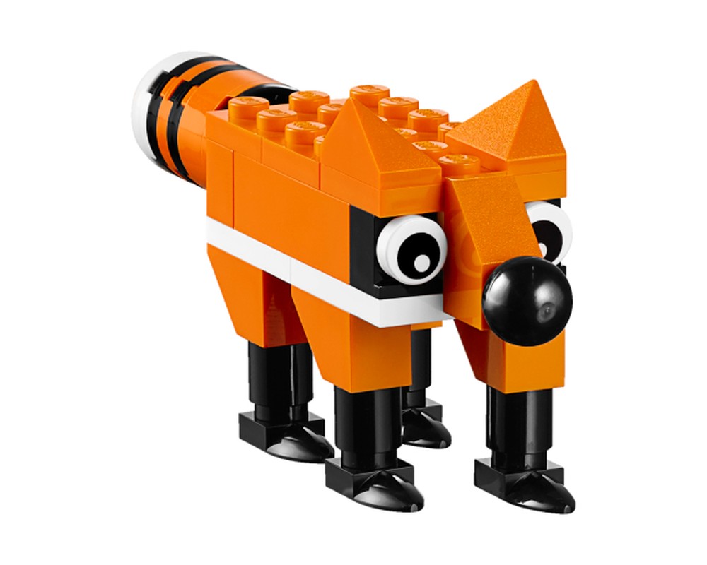 LEGO Set 40218-1 Fox (2016 LEGO Brand Store > Monthly Mini Model Build