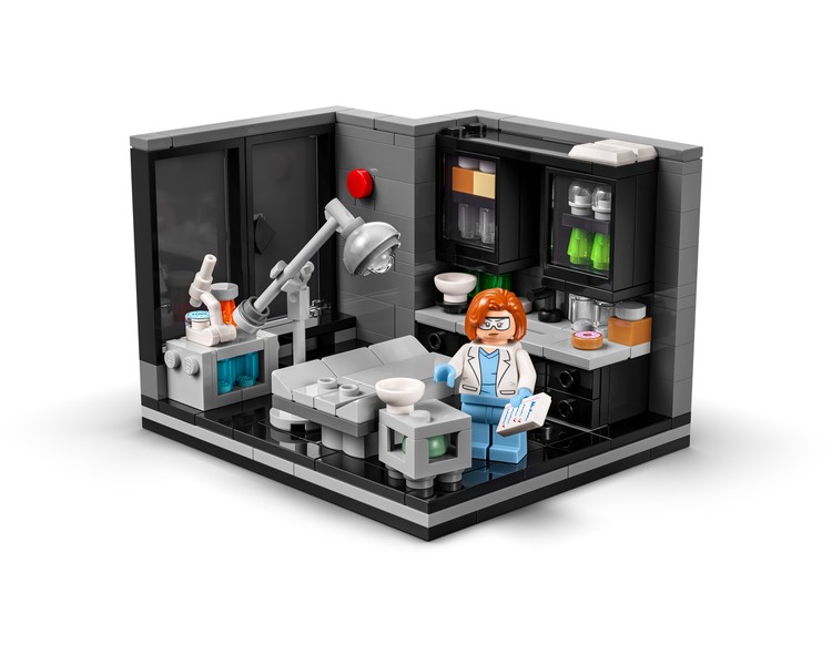 LEGO Ideas 40896 The X-Files: Scully's Lab